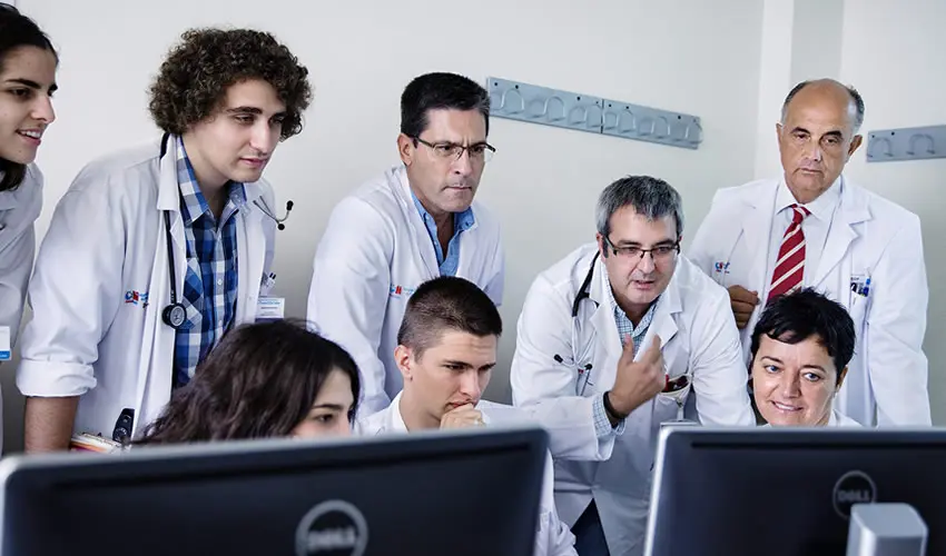 centro de auditoria medica - Cómo me comunico con ABC