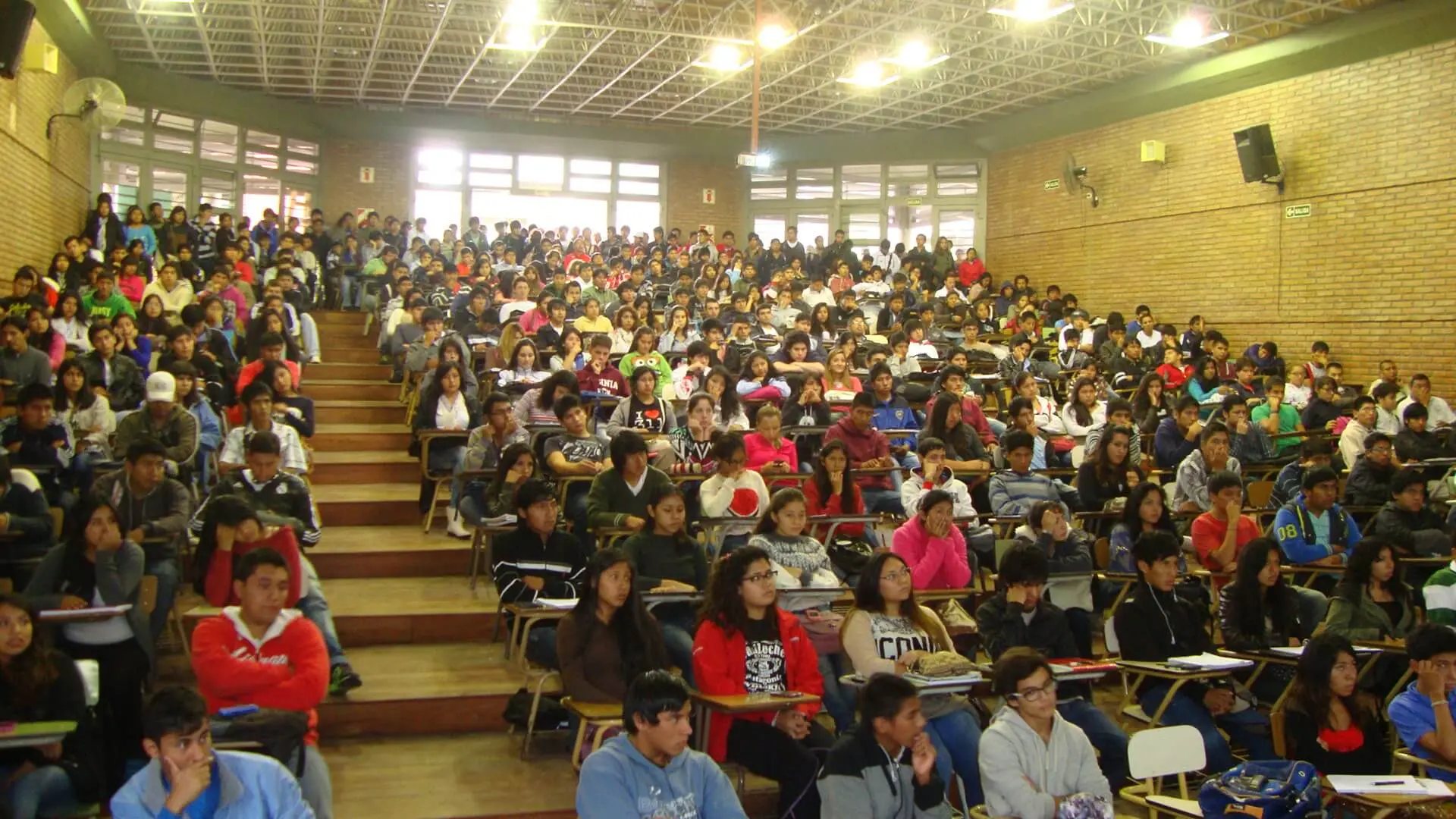 salon de auditoria unju fi - Cuánto cobra UNJu