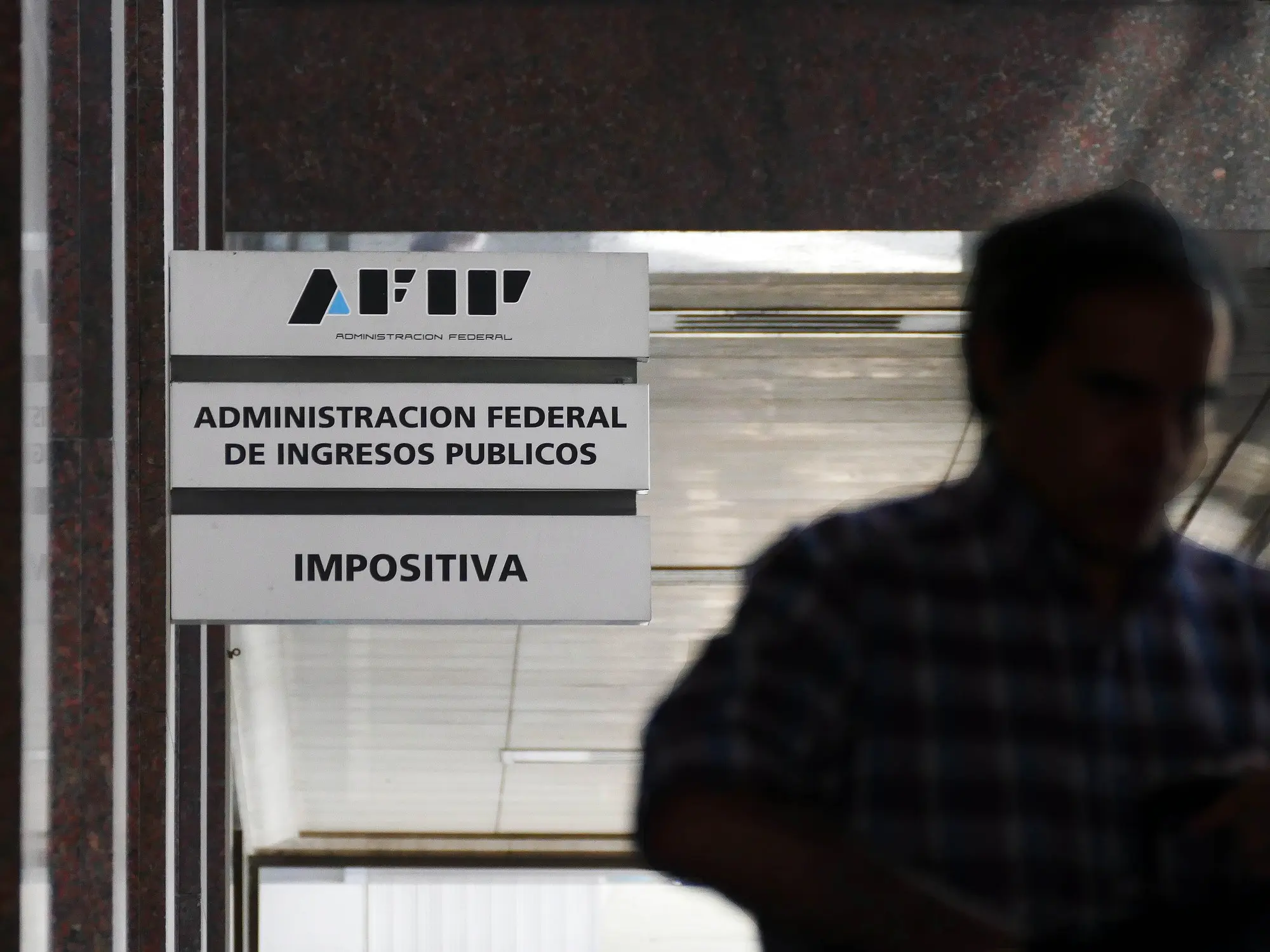 oficina de rentas y fiscalizacion tributaria - Qué pasa si no se pagan los impuestos municipales en Argentina