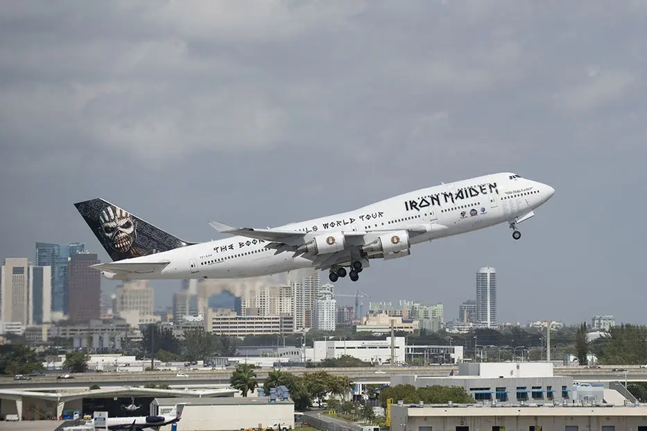 iron maiden auditor - Quién maneja el avión de Iron Maiden